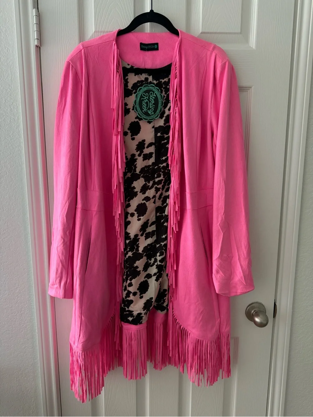 STERLING KREEK HOT PINK JACKET WITH FRINGE NWT SIZE LARGE - Picture 1 of 4
